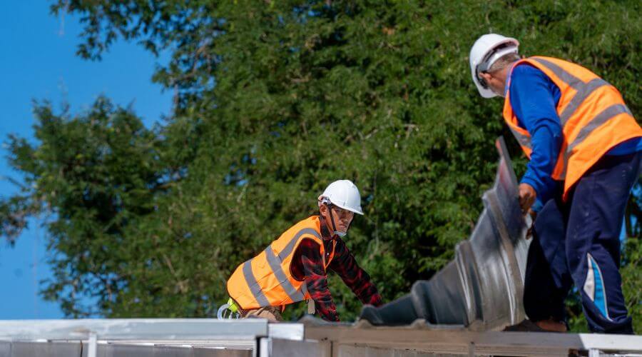 Professional residential roofers in Pocahontas, IL